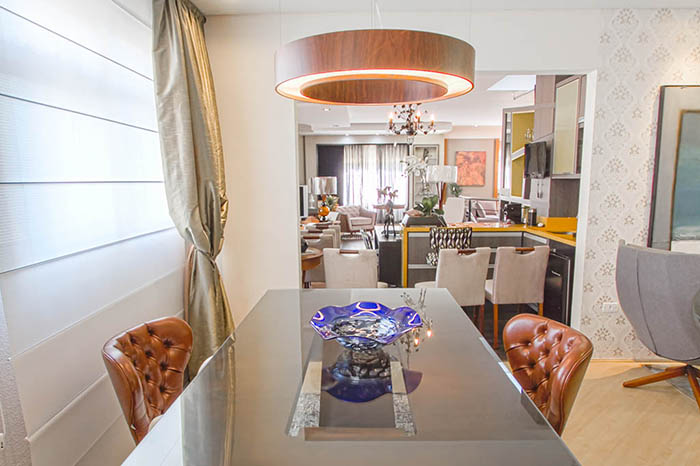 Mesa de jantar Elisa
